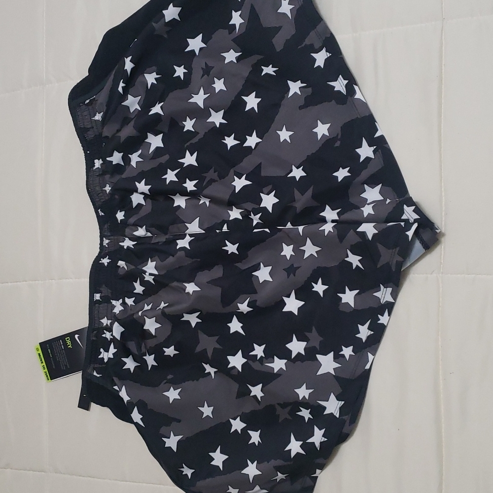 🆕️ Women's Nike shorts - Picture 5 of 6